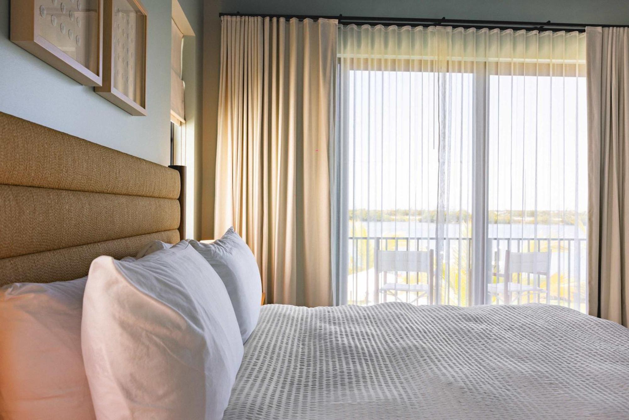 Waterfront Luxury - Tidelands House Key West
